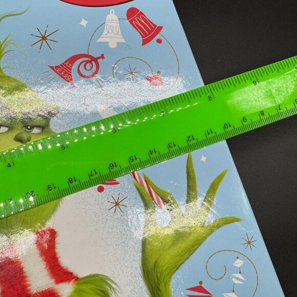 FRENCH Christmas Grinch (Grinceux) Story Book / Game with figurines *READ* - Picture 14 of 14